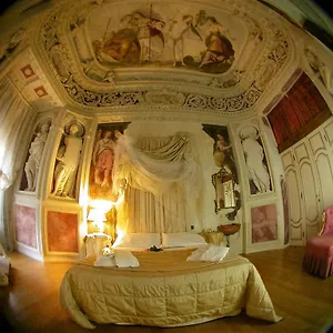 *** Guest house Casa Museo Palazzo Valenti Gonzaga Italy